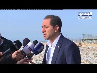 البحر يفرغ حمولة المسؤولين على شاطىء كسروان  - آدم شمس الدين