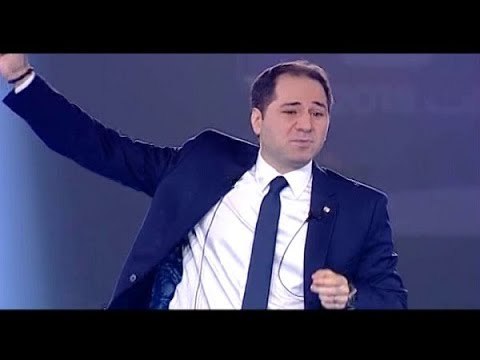 الجميل يفتتح موسم الانتخابات من الفوروم دو بيروت - راوند أبوخزام