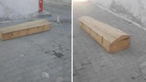 Siirt'te sokak ortasına bırakan boş tabut mahallelide korkuya neden oldu