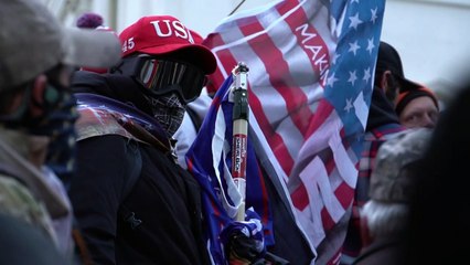 Descoberto pela polícia após se gabar de invadir o Capitólio