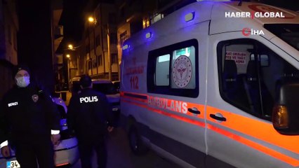 Kardeşini bıçaklayıp başında sigara içti