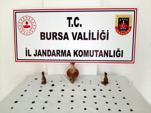 Roma ve Bizans dönemine ait tarihi eserler ele geçirildi