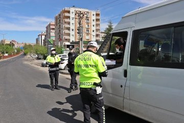 DİYARBAKIR'DA KISITLAMA SESSİZLİĞİ