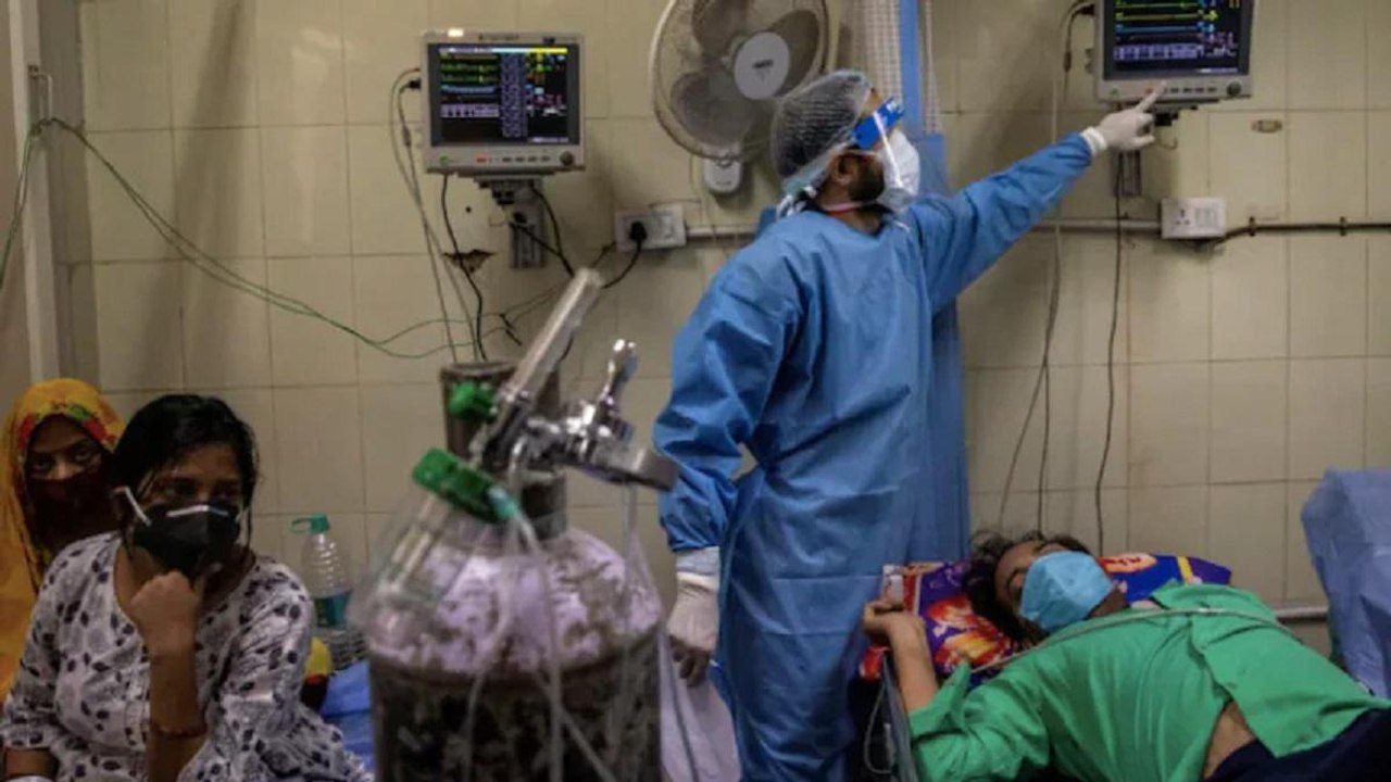 25 patients die due to oxygen shortage: JG Hospital to HC