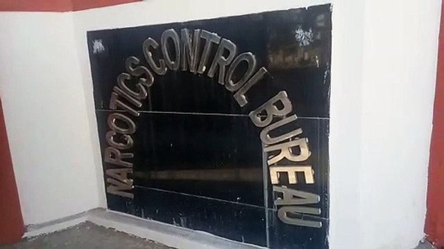 कार में अफीम का दस किलो दूध व 120 किलो डोडा जब्त