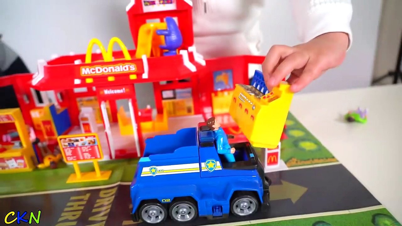 Biggest Mcdonald'S Drive Thru Playset Vintage Ckn Toys - video Dailymotion