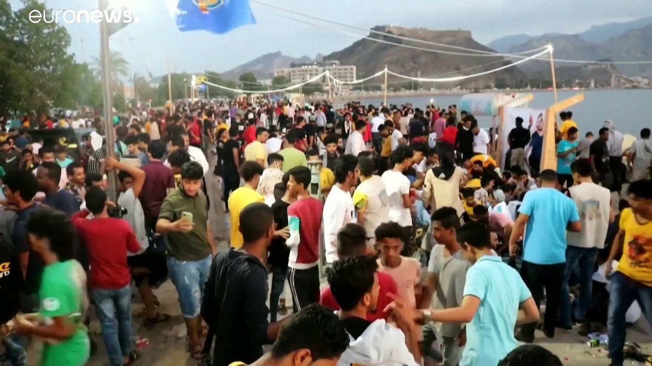 المجلس العُزابي يقيم إفطاراً جماعياً  في عدن لجمع الشباب اليمني