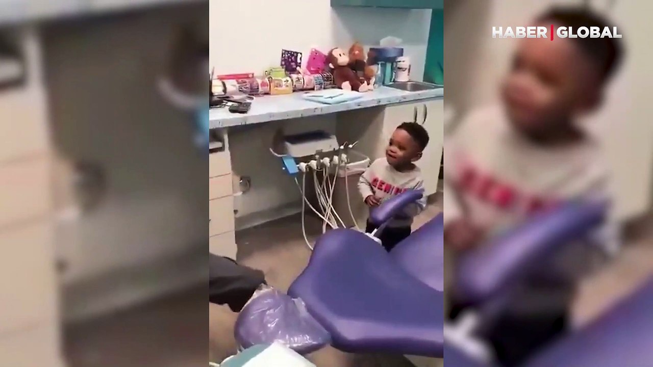 Sihirbaz diş hekiminin küçük hastasına şov yaptığı anlar