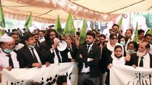 - Pakistan’da avukatlardan Fransa karşıtı protesto