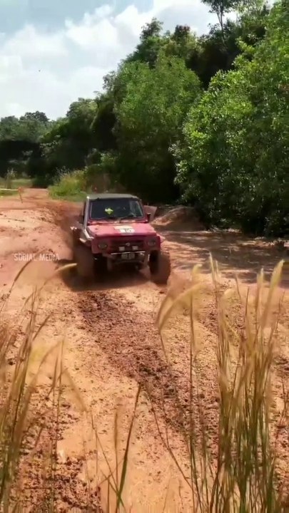 Maruti Suzuki Gypsy off road rally India | Maruti Suzuki cars India | off road racing