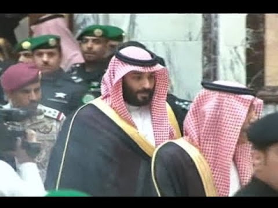 هل غياب محمد بن سلمان مقصود    لظهورٍ مفاجئ؟ ...