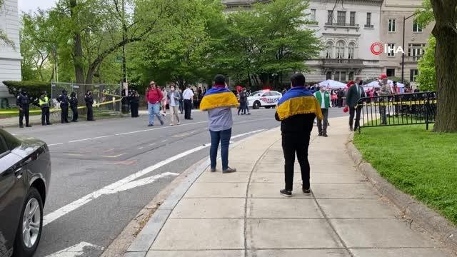 - ABD'de Türk vatandaşlar sözde soykırım iddialarını protesto etti