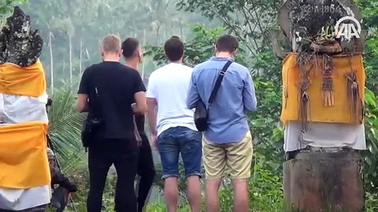 Endonezya'daki yanardağda volkanik hareketlilik devam ediyor