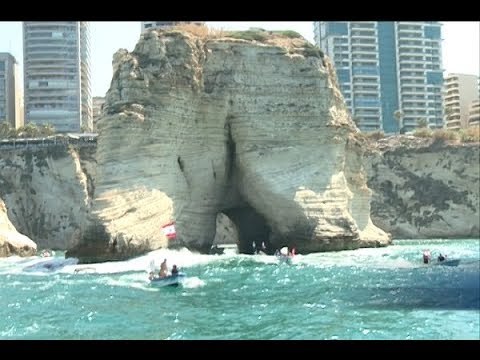 استعراض بحري للصيادين... تحية للجيشِ اللبنانيّ في عيده - جويل الحاج موسى