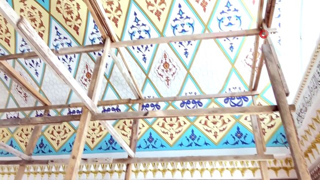 Köyün kadınları ekmek satarak 1,5 milyon liralık cami için katkıda bulundu