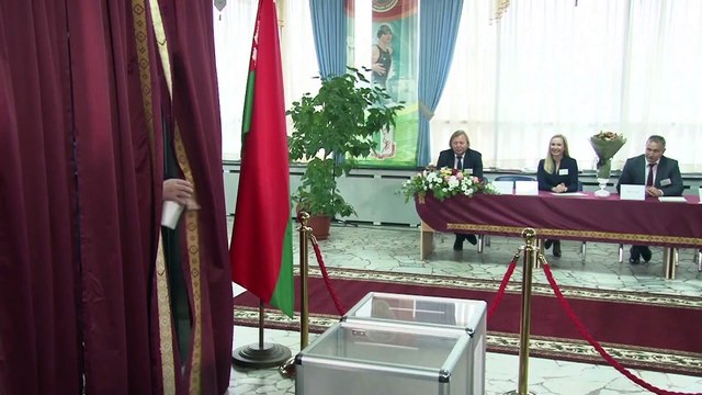 Беларусь: Лукашенко подпишет декрет о передаче власти