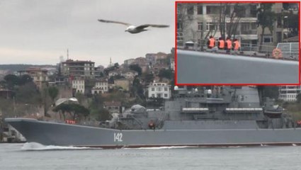 Boğaz'da dikkat çeken görüntü! Rus savaş gemisinin mürettebatı dakikalar boyunca gözlerini ayıramadı