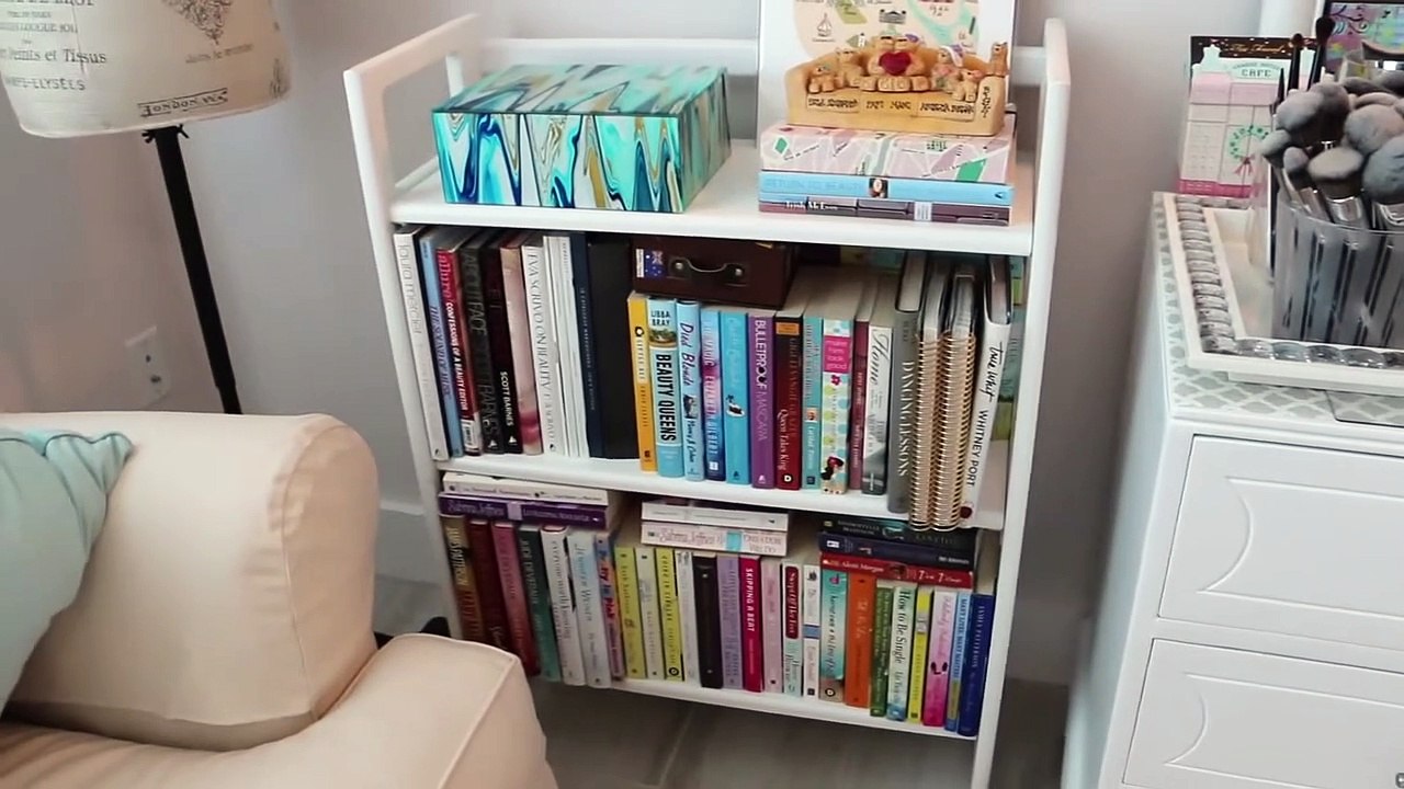 New Beauty Room Tour: Makeup, Vanity, & Closet Tour / Organization &  Storage Tips