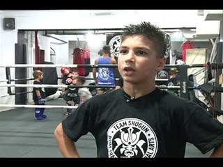 رمضان أونداش بطل العالم في المواي تاي ...    مشروع ميدالية أولمبية للبنان  -  علي حجازي