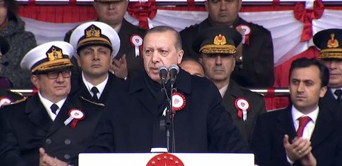 Erdoğan genç subaylarla İlber Ortaylı'nın aktardığı hikayeyi paylaştı
