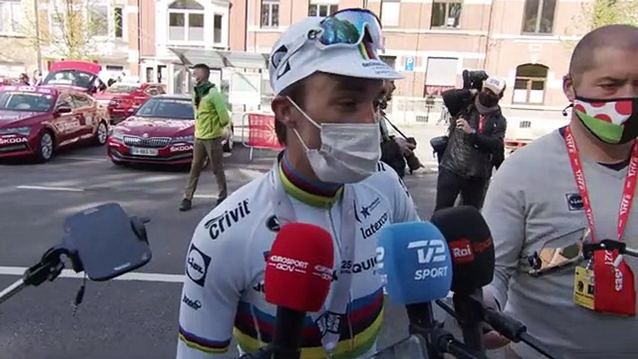 Julian Alaphilippe  - Interview à l'arrivée - Liège-Bastogne-Liège 2021