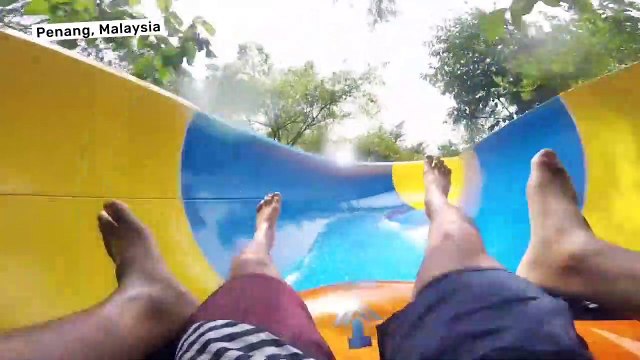 شاهد: أطول منزلق مائي داخلي في العالم يبلغ طوله 3645 قدمًا