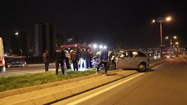 Yolcu otobüsüne arkadan çarpan otomobildeki gurbetçi iki kardeş yaralandı