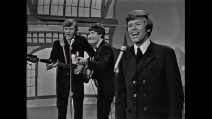 Herman's Hermits - I'm Henry The Eighth, I Am (Live On The Ed Sullivan Show, June 06, 1965)