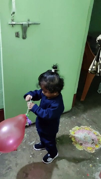 tejasvi surya ne aise khela khel Cute Moment Achhe Bachhe