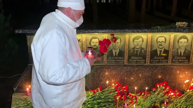 Megemlékeztek Ukrajnában a 35 évvel ezelőtti csernobili atombalesetről