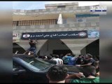 متظاهرون يهجمون على مكتب النائب علي بزي في بنت جبيل