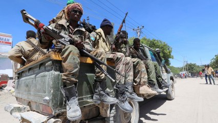 Rival groups clash in Somali capital over president’s mandate
