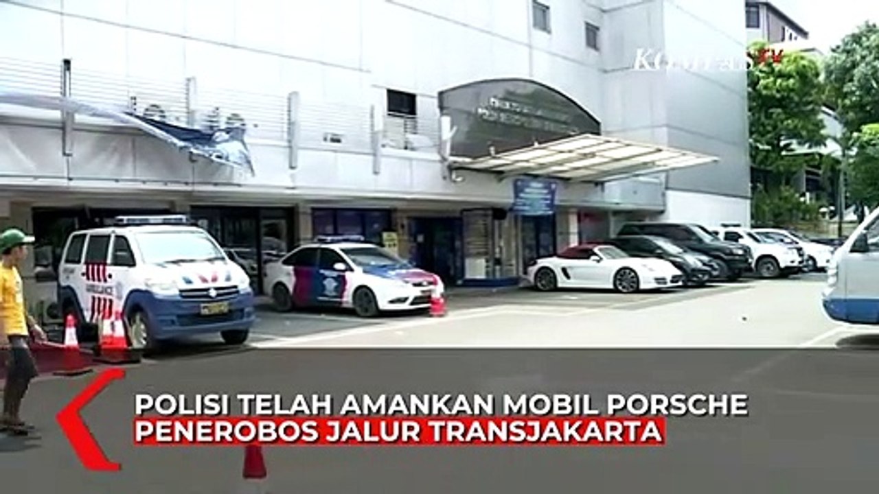 Pengemudi Porsche Didenda Rp 500 ribu Usai Terobos Jalur Transjakarta