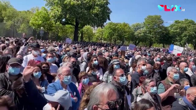 Pengadilan Dinilai Kurang Tegas, Warga Perancis Demo