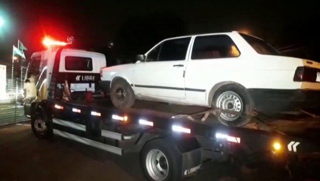 Polícia Militar recupera Voyage que havia sido furtado ontem, no Bairro Interlagos