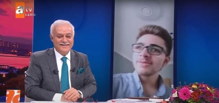 Programa bağlanan gençten Nihat Hatipoğlu'na ilginç soru: Duş alırken müzik dinlemek günah mı?