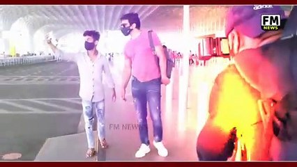 Sonu Sood Spotted Airport and Help a common People l FM News