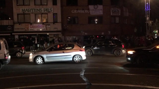 Les supporters de Genk fêtent la victoire en finale de la Coupe de Belgique contre le Standard de Liège