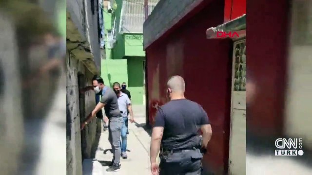 Eşinden kaçıp sığındığı evde alıkoyuldu, KADES uygulaması ile kurtuldu