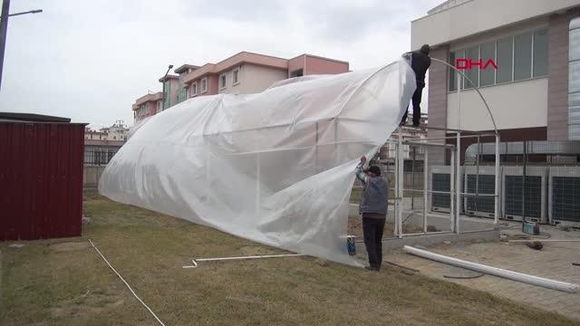 ANTALYA GENÇLİK MERKEZİ BAHÇESİNE SERA VE KÜMES