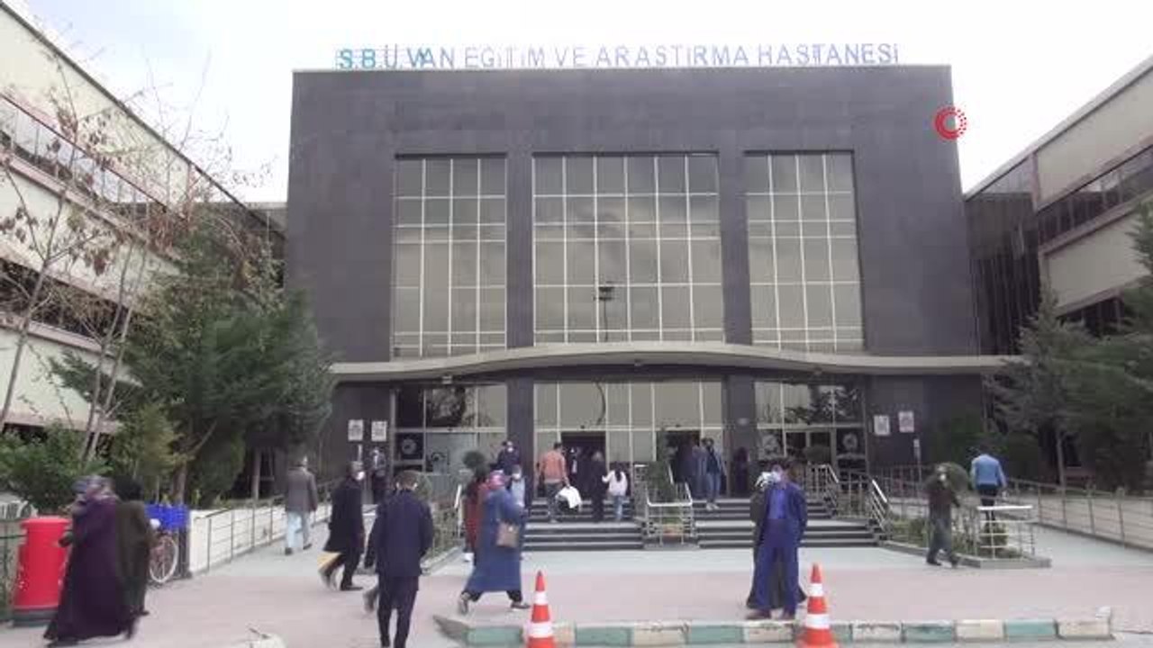 Başhekim Çelik: "Vatandaşlar randevu almasına rağmen aşı olmuyor"
