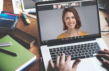 Zoom has added a Vanishing Pen to Zoom Meetings.