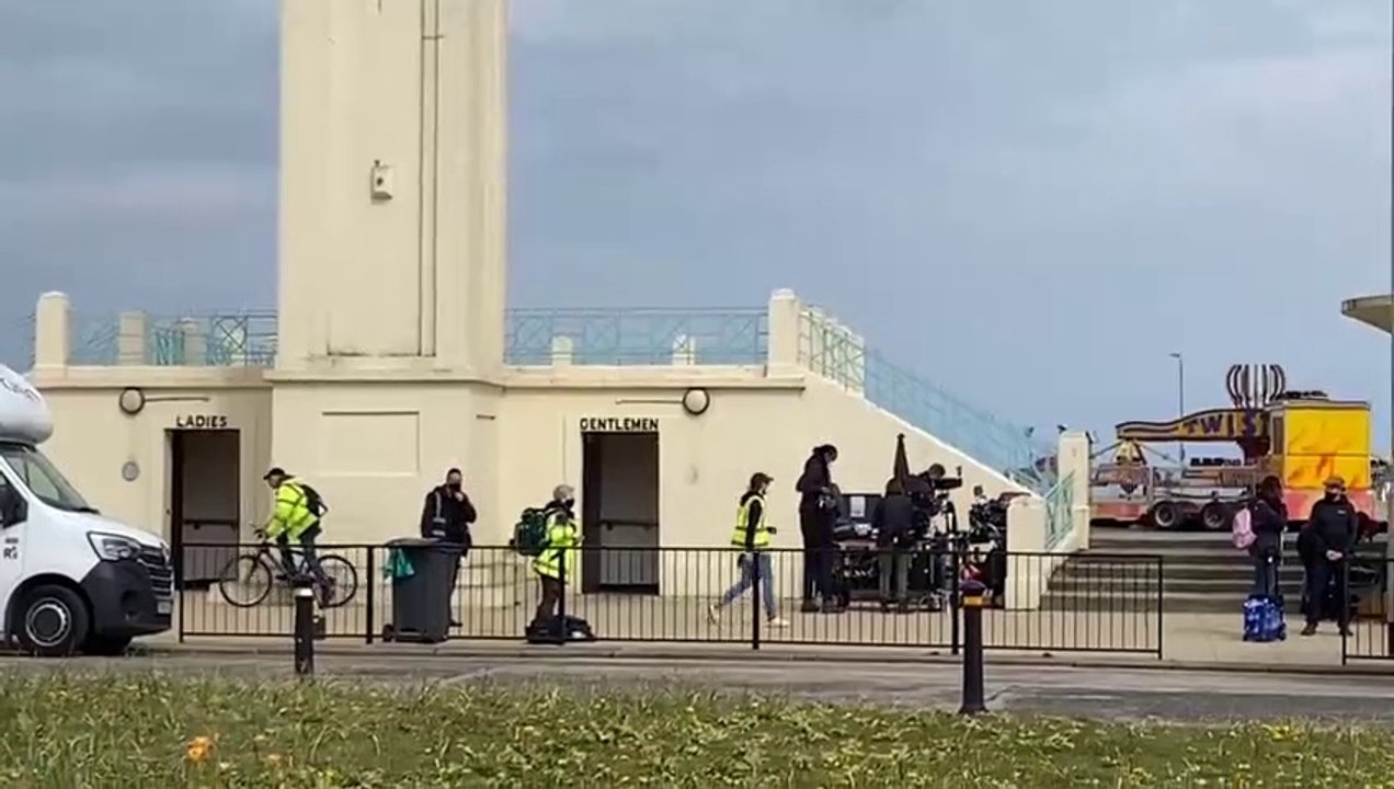 Darwin filming at the clock tower, Seaton Carew video Dailymotion