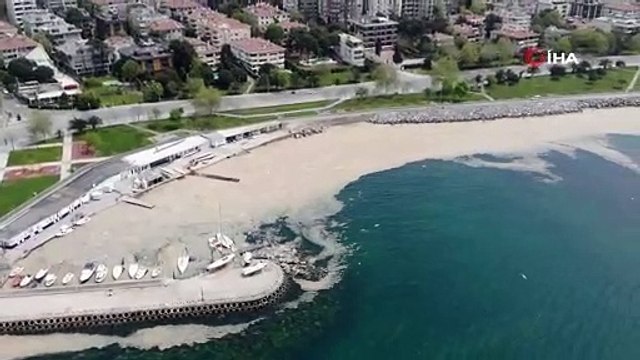 Caddebostan Sahili’nde deniz salyası tedirginliği