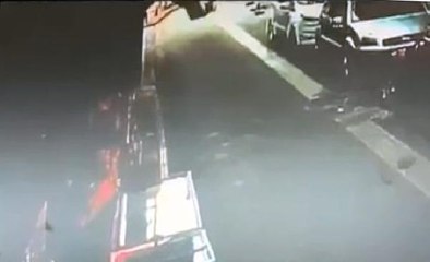 Ne olduysa saniyeler içinde oldu, 9 katlı binanın çatısından düşen kadın kurtarılamadı