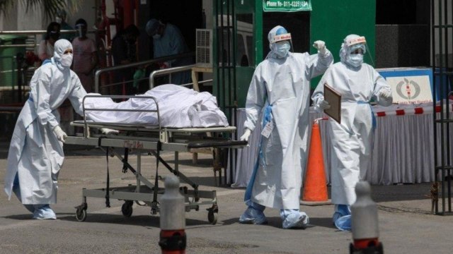 Corona Virus की दूसरी लहर में क्यों मर रहे हैं इतने लोग | Corona Virus की दूसरी लहर इतनी घातक क्यों