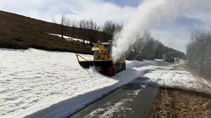 Déneigement de la route des crêtes