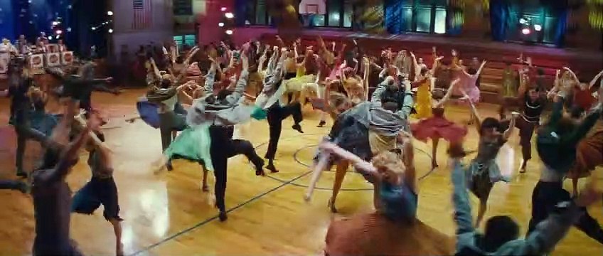 Les premières images de la nouvelle adaptation de la célèbre comédie musicale West Side Story viennent d'être dévoilées