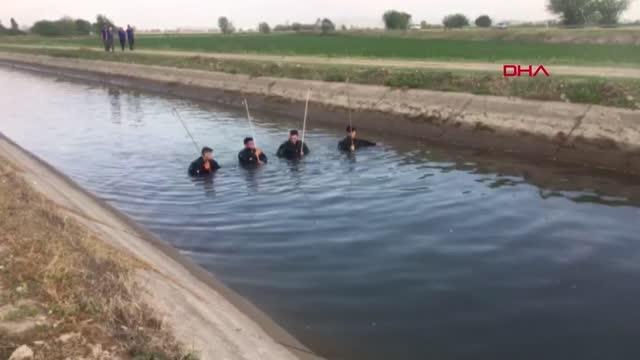 OSMANİYE'DE SULAMA KANALINA DÜŞEN 2 KARDEŞ KAYBOLDU