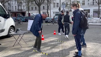 Türk iş insanı, Kovid-19 hızlı test istasyonu ile Berlin'de futbol kulüplerine hizmet veriyor